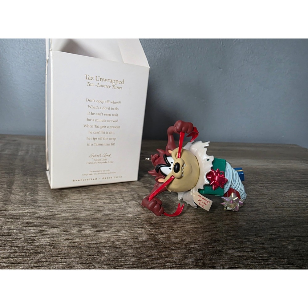 Hallmark Keepsake Taz Unwrapped Looney Tunes Christmas Ornament 2010 Boxed - Picture 2 of 2